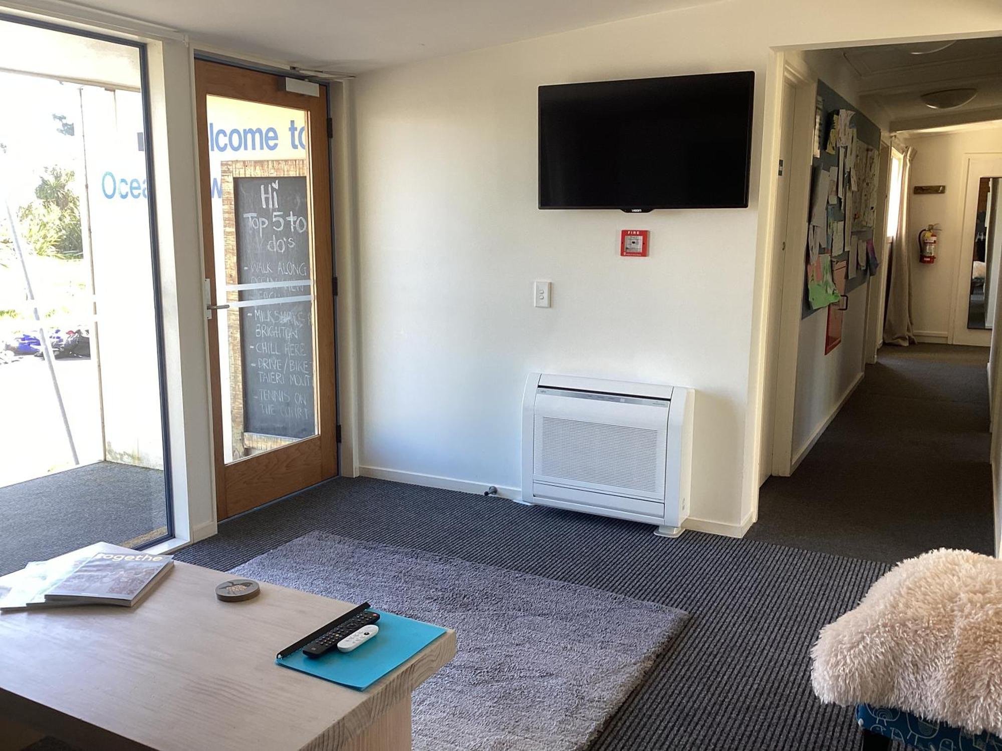 Stay In School By The Sea Dunedin Exterior photo